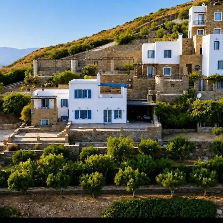 بيت للعطل Andros Prive كيبري